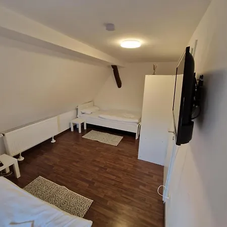 Penzini Monteurzimmer Au Am Rhein Rastatt Karlsruhe Nahe Messe Apartmán Durmersheim